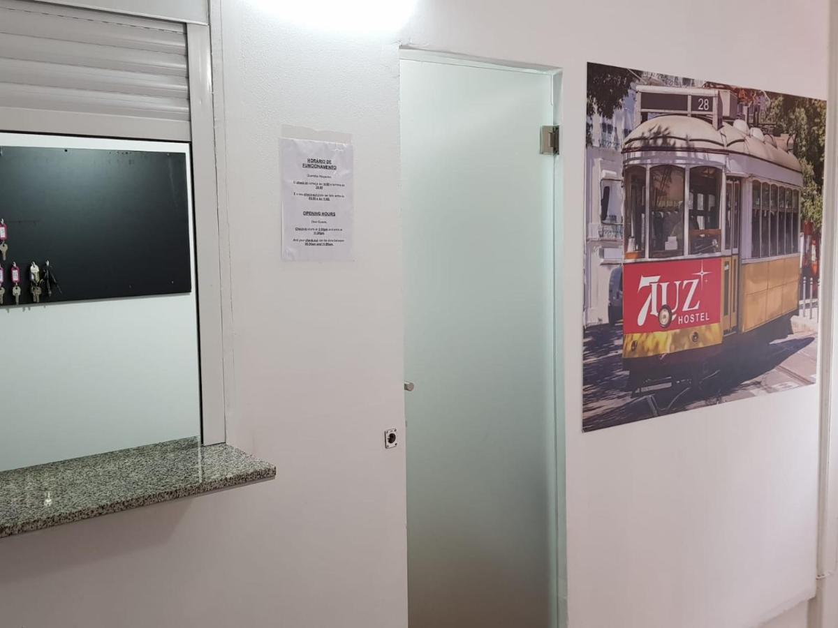 7 Luz Hostel Lisboa Ngoại thất bức ảnh