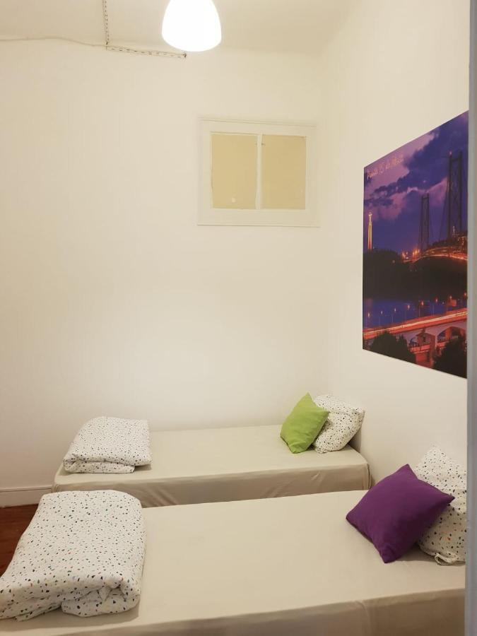 7 Luz Hostel Lisboa Ngoại thất bức ảnh