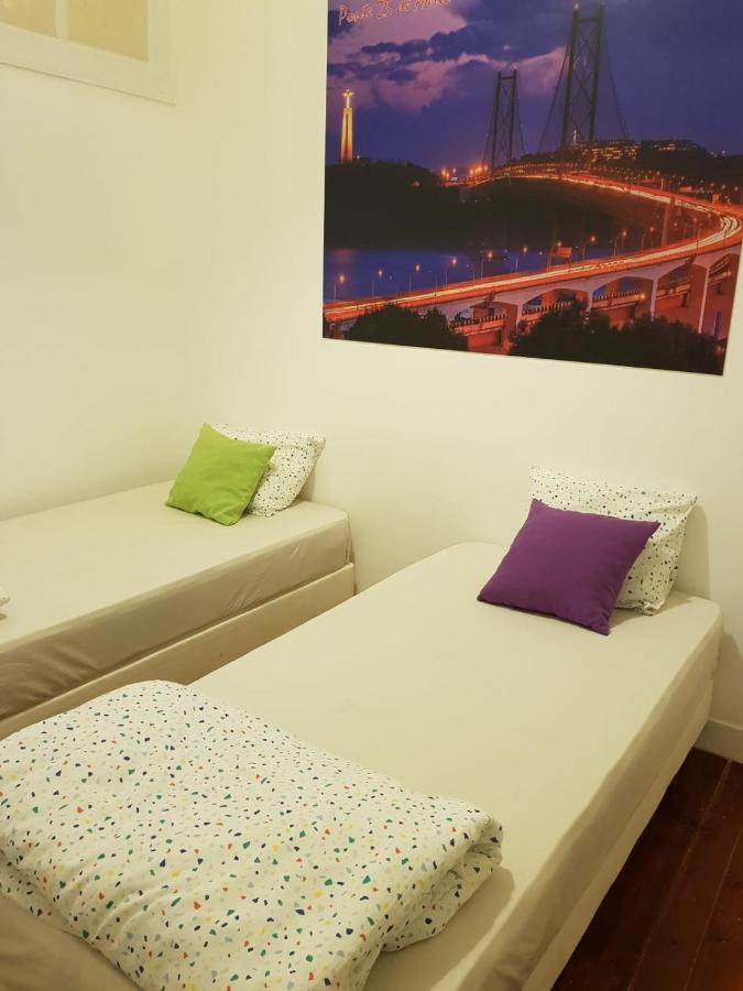 7 Luz Hostel Lisboa Ngoại thất bức ảnh
